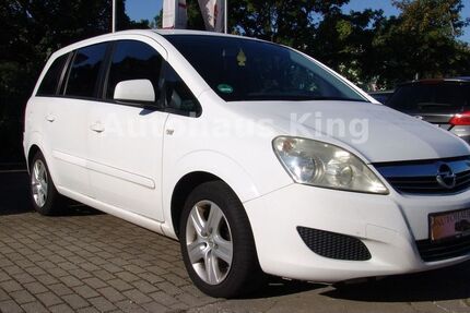 Opel Zafira 212.000 km 2.700 € Berlin 12681