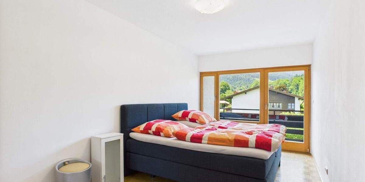 Etagenwohnung Bad Wiessee - 3 Zimmer, 75 m&sup2;, 1.200&euro; | Angebot:25708184