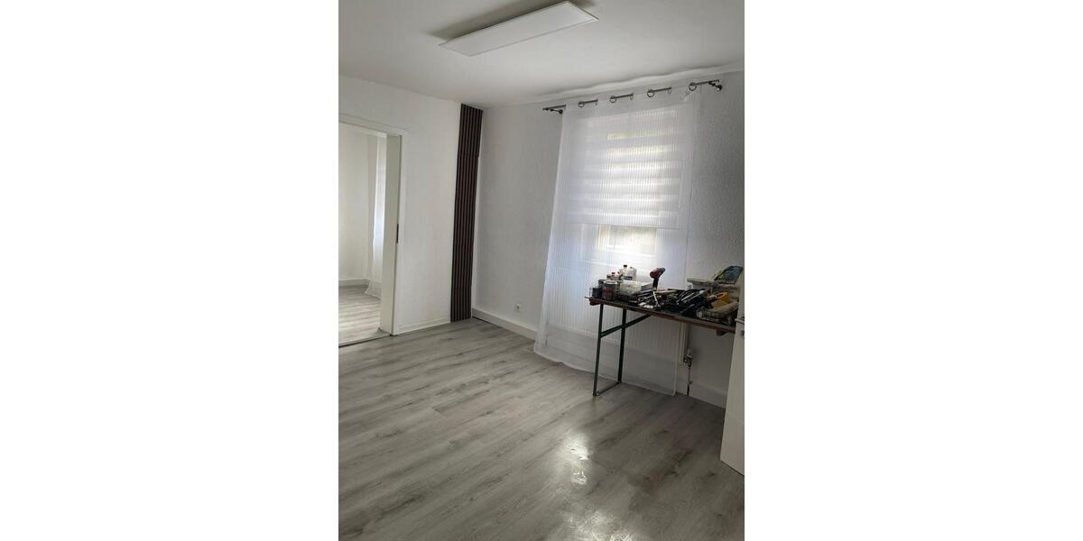 Etagenwohnung Asperg - 3 Zimmer, 60 m&sup2;, 990&euro; | Angebot:26350159