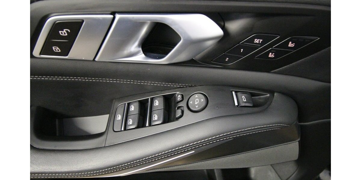 BMW X5 xDrive 40d M Sport LUFT+AHK+PANO-DACH+HEAD-UP 151.379 km 56.500 &euro; Hagenow 19230