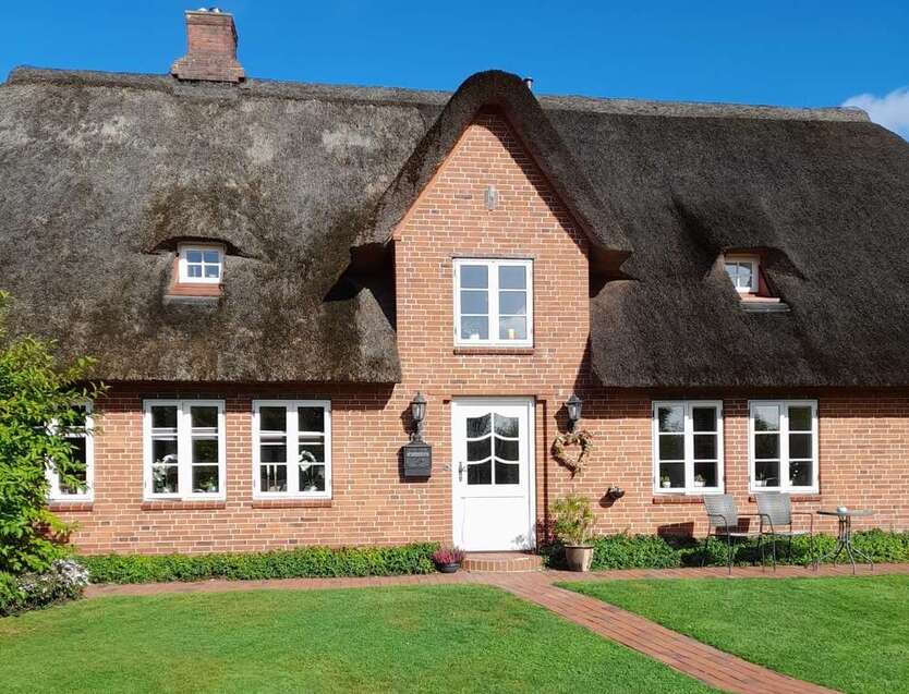 Haus zum Kaufen in Niebüll 450.000 € 130.19 m²
