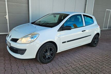 Renault Clio 97.600 km 3.999 € Althengstett 75382