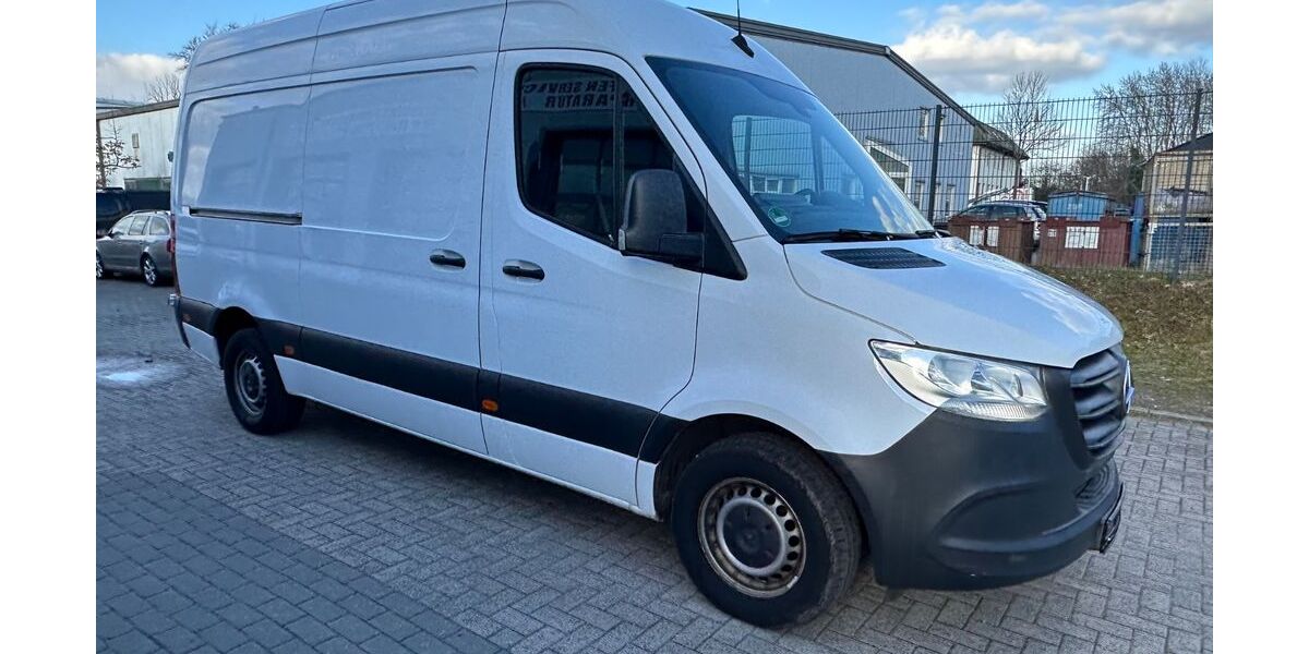 Mercedes-Benz Sprinter 175.000 km 18.683 &euro; Kiel 24145