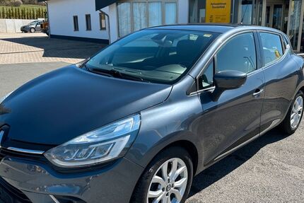 Renault Clio 83.600 km 10.900 &euro; Sonnefeld 96242