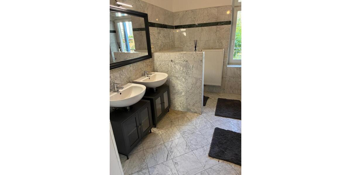 Hochparterre Gera Debschwitz - 2 Zimmer, 73 m&sup2;, 438&euro; | Angebot:26396261