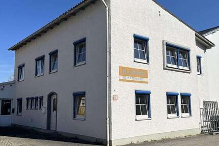 Haus Eggenfelden - 7 Zimmer, 245 m&sup2;, 650.000&euro; | Angebot:26307999