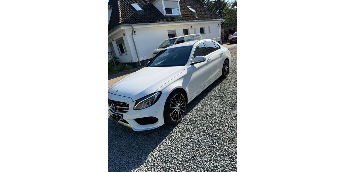 Mercedes-Benz 220 225.000 km 14.700 &euro; Neumünster 24534