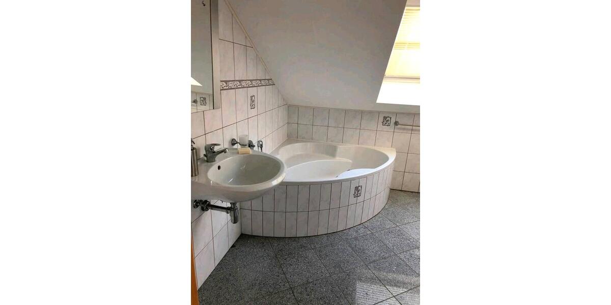 Maisonettenwohnung Püttlingen - 3 Zimmer, 100 m&sup2;, 750&euro; | Angebot:26051598