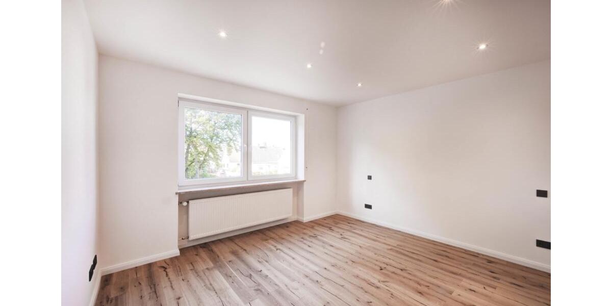 Maisonettenwohnung Augsburg Haunstetten-Siebenbrunn - 5 Zimmer, 132 m&sup2;, 2.190&euro; | Angebot:24745240