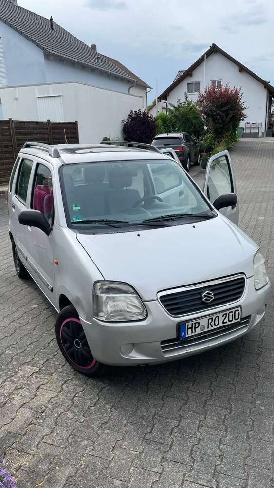 Wagon R+