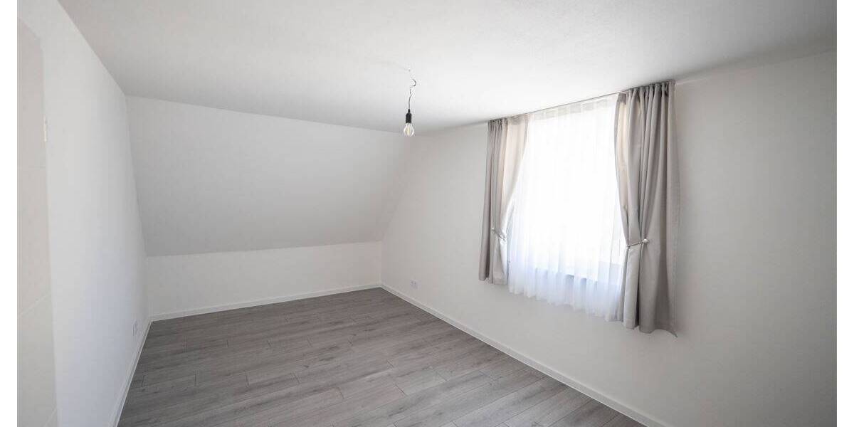 Einfamilienhaus Oberkochen - 5 Zimmer, 127 m&sup2;, 550.000&euro; | Angebot:26434883