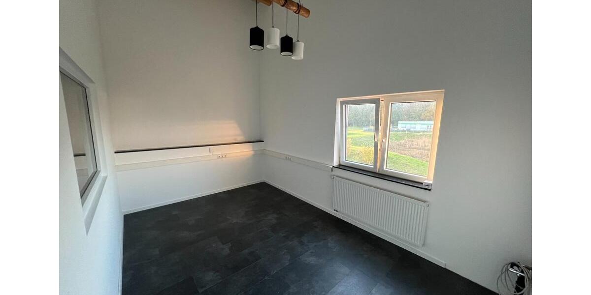 Gewerbeobjekt Adelsdorf - 1.590&euro; | Angebot:26449904