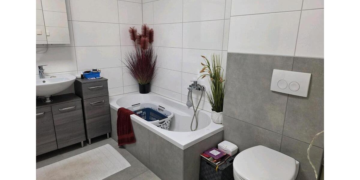 Etagenwohnung Neunkirchen-Seelscheid Seelscheid - 3 Zimmer, 80 m&sup2;, 1.100&euro; | Angebot:24561482