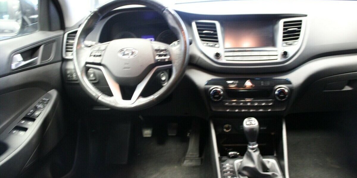 Hyundai Tucson 1.6 GDI 2WD Intro Edition 111.400 km 12.980 € Euskirchen 53881