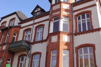 Wohnung Dessau-Roßlau Innenstadt - 3 Zimmer, 104 m&sup2;, 680&euro; | Angebot:25355733