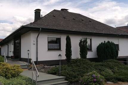 Haus Fritzlar / Cappel Cappel - 8 Zimmer, 267 m&sup2;, 275.000&euro; | Angebot:23966096