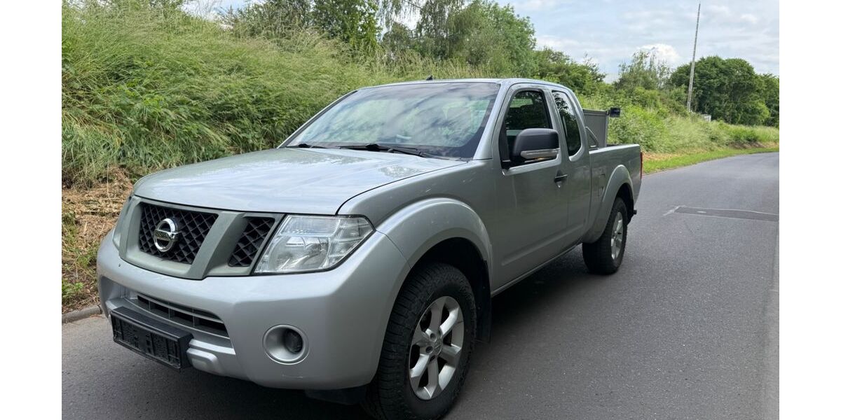 Nissan Navara 194.000 km 8.999 &euro; Limburg 65549