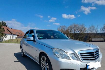 Mercedes-Benz 220 147.546 km 8.000 &euro; Nüdlingen 97720