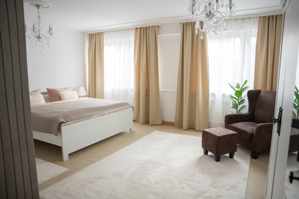 Large fully furnished apartment (162 sqm) located in the center o 4 zimmer