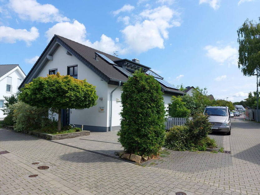 Multifunktionshaus - Einfamilienhaus mit PraxisBüro - Wohnen und Arbeiten unter einem Dach