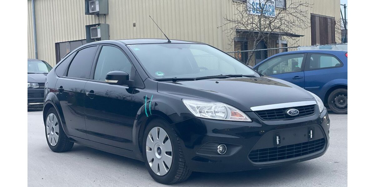 Ford Focus 173.895 km 1.250 &euro; Friedberg 86316