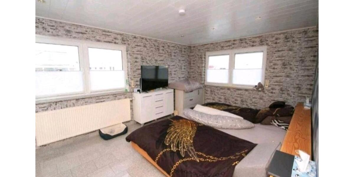 Mehrfamilienhaus, Wohnhaus Sontra - 9 Zimmer, 270 m&sup2;, 395.000&euro; | Angebot:26960073