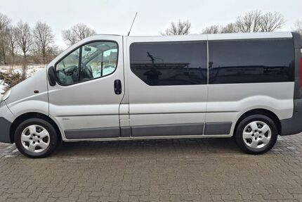 Opel Vivaro 179.000 km 11.400 &euro; Kappeln 24376