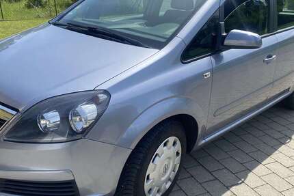 Opel Zafira 195.300 km 2.950 &euro; Polling 84570