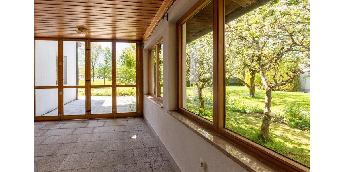 Einfamilienhaus Bergen - 17 Zimmer, 180 m&sup2;, 950.000&euro; | Angebot:26750612