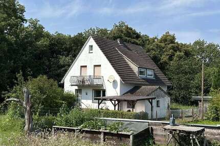 Haus Marsberg - 6 Zimmer, 140 m&sup2;, 199.000&euro; | Angebot:25201715