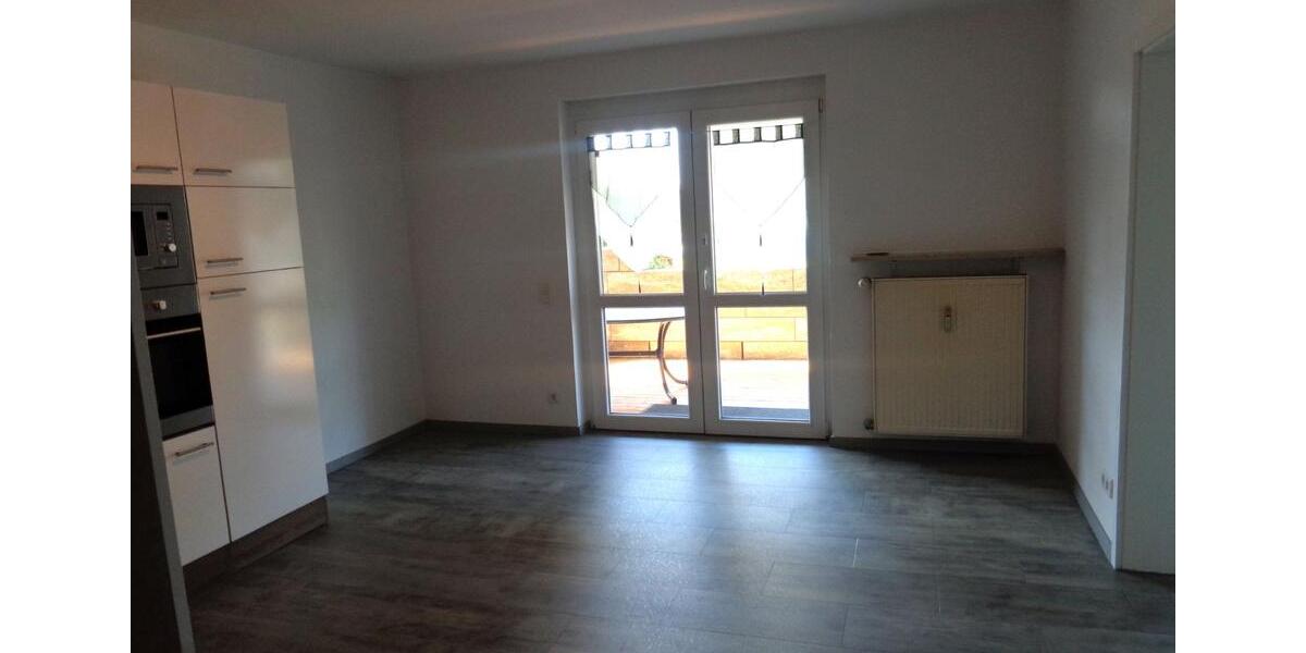 Terrassenwohnung Regenstauf - 3 Zimmer, 82 m&sup2;, 890&euro; | Angebot:25306492
