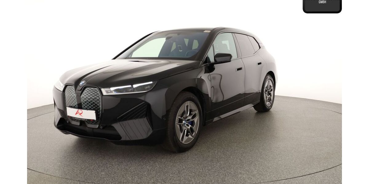 BMW iX 18.131 km 40.860 &euro; Berlin 12103