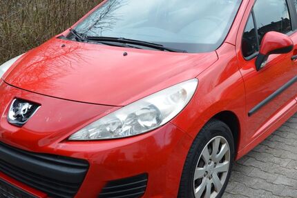 Peugeot 207 115.200 km 1.900 &euro; Deißlingen-Lauffen 78652