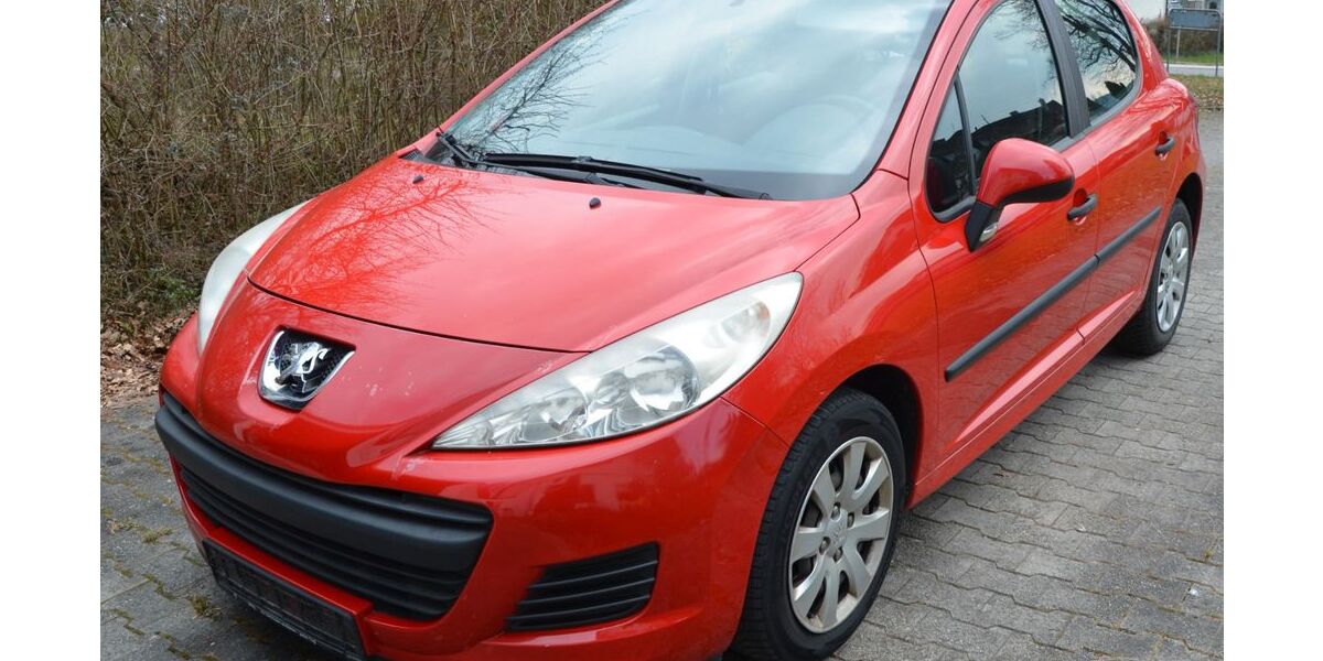 Peugeot 207 115.200 km 1.900 &euro; Deißlingen-Lauffen 78652