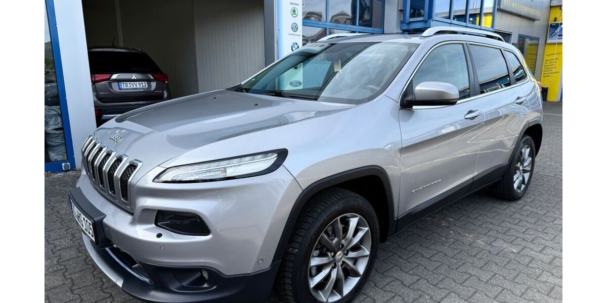 Jeep Cherokee 130.000 km 12.590 &euro; Ayl 54441