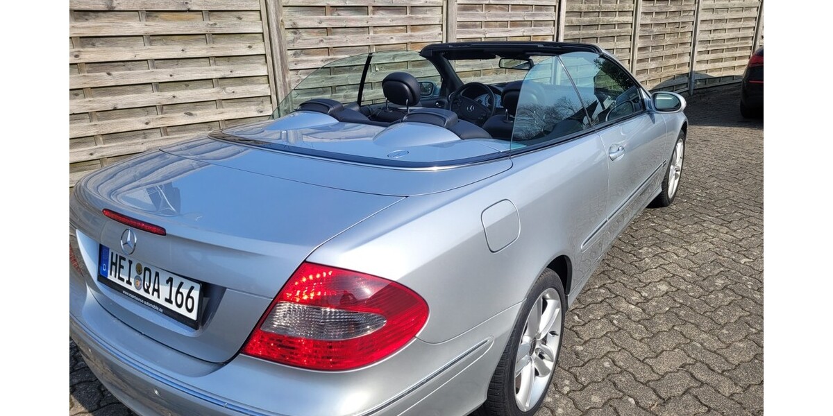 Mercedes-Benz CLK 320 113.500 km 13.550 &euro; Bargenstedt 25704