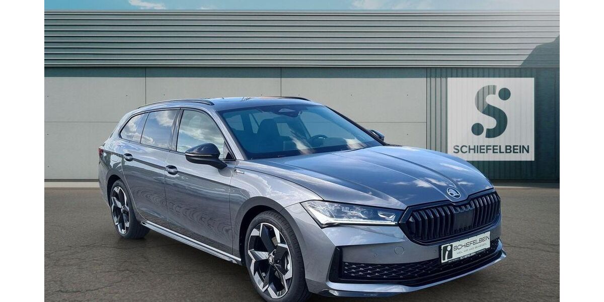 Skoda Superb 6.390 km 48.980 &euro; Hoyerswerda 02977