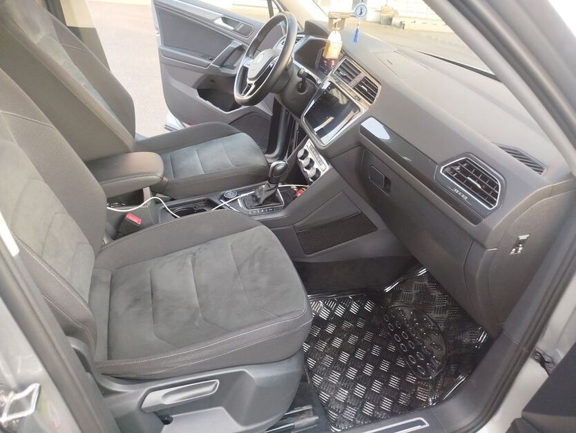 VW Tiguan 125.000 km 27.888 € Hameln 31785