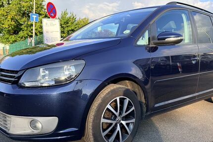 VW Touran 146.000 km 7.900 € Lahr-Langenwinkel 77933