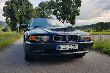 BMW 750 184.580 km 20.900 &euro; Anger 83454