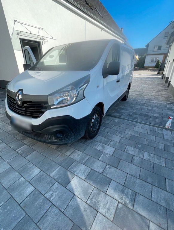 Renault Trafic 230.000 km 5.900 € Schmitten 61389