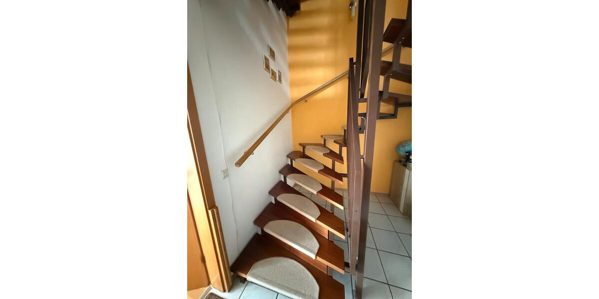 Reihenhaus Aldingen - 6 Zimmer, 170 m&sup2;, 410.000&euro; | Angebot:26483085