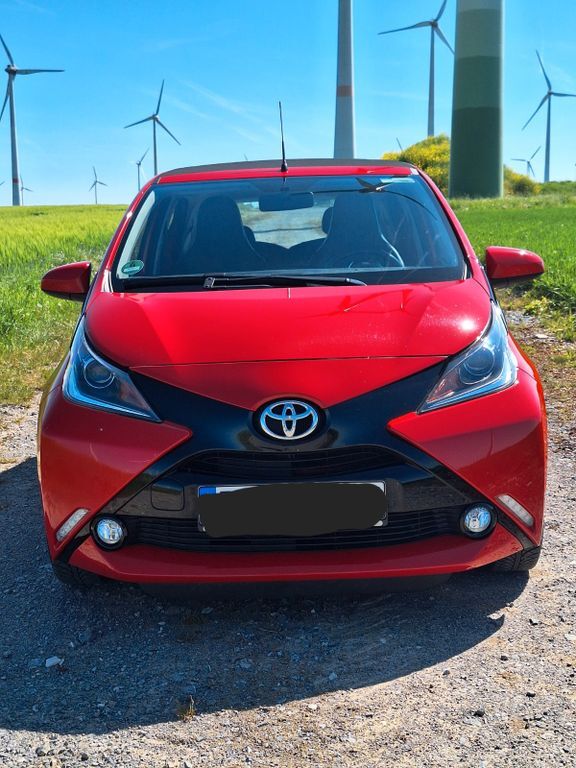 Aygo (X)