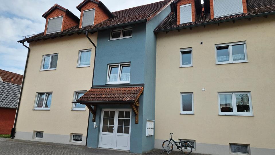 Dachgeschoßwohnung Burglengenfeld - 4.5 Zimmer, 91 m&sup2;, 285.000&euro; | Angebot:25965819