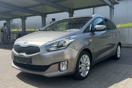 Kia Carens 156.000 km 7.300 &euro; Friedrichsdorf 61381