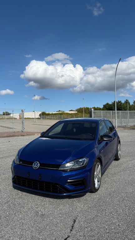 VW Golf 170.000 km 22.590 € Dassow 23942