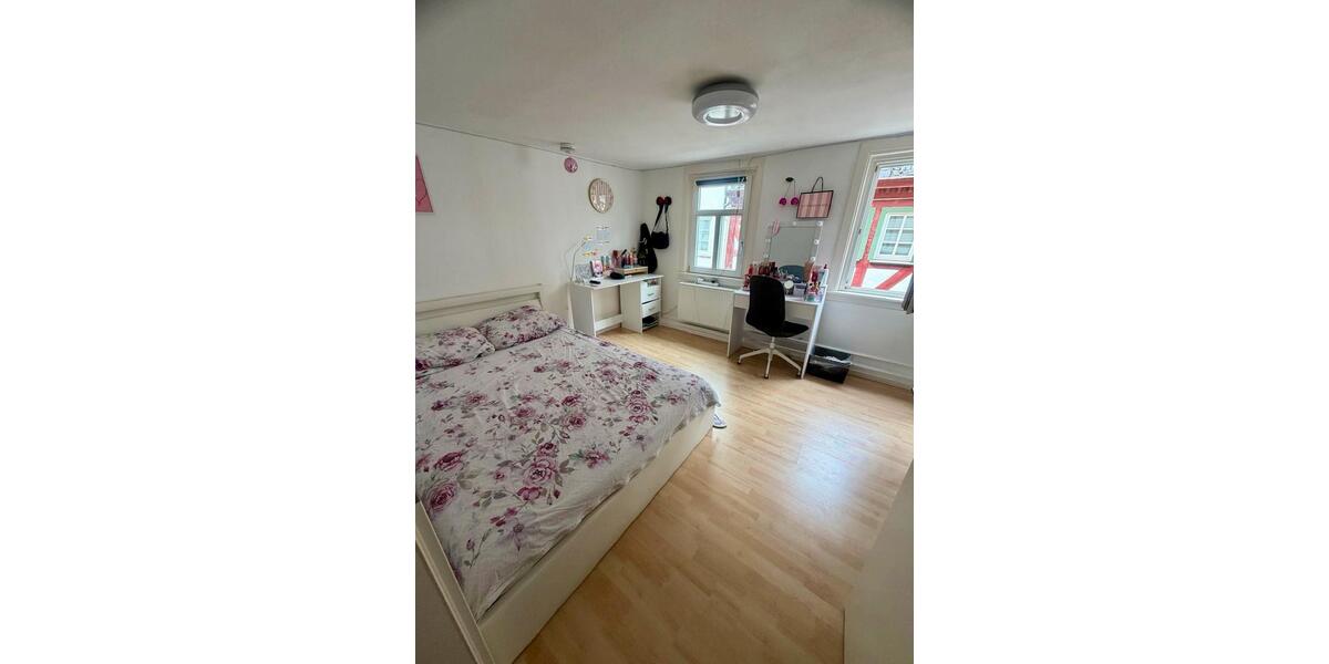 Etagenwohnung Wetzlar - 3 Zimmer, 81 m&sup2;, 275.000&euro; | Angebot:27281933