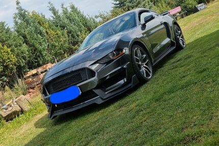 Ford Mustang 49.999 km 28.999 &euro; Hoyerswerda 02977