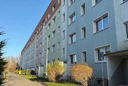 Wohnung Wilkau-Haßlau Haßlau - 4 Zimmer, 80 m&sup2;, 510&euro; | Angebot:26863602