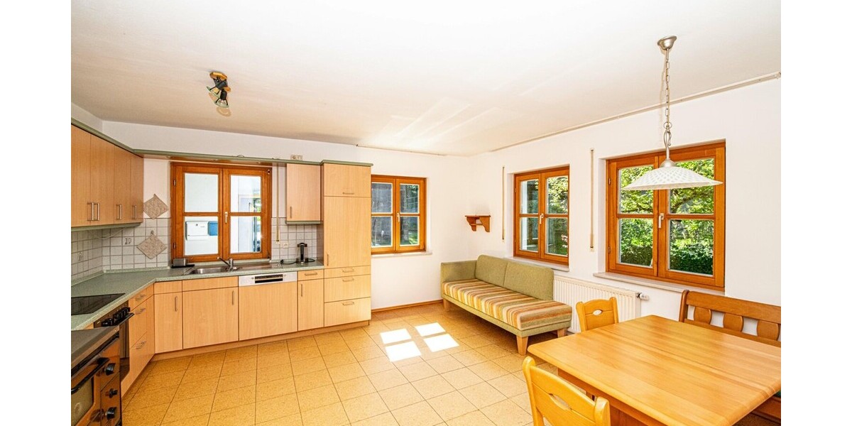 Lichtdurchflutetes Zuhause mit zwei Balkonen und viel Raumgefühl - Etagenwohnung Waldmünchen / Geigant Geigant | Angebot:26837319